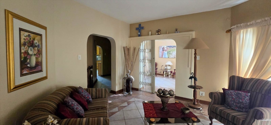 6 Bedroom Property for Sale in Amandasig Gauteng