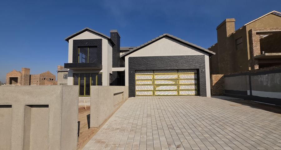 3 Bedroom Property for Sale in Raslouw Gauteng