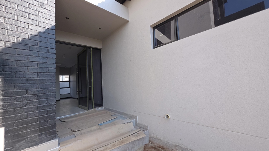 3 Bedroom Property for Sale in Raslouw Gauteng