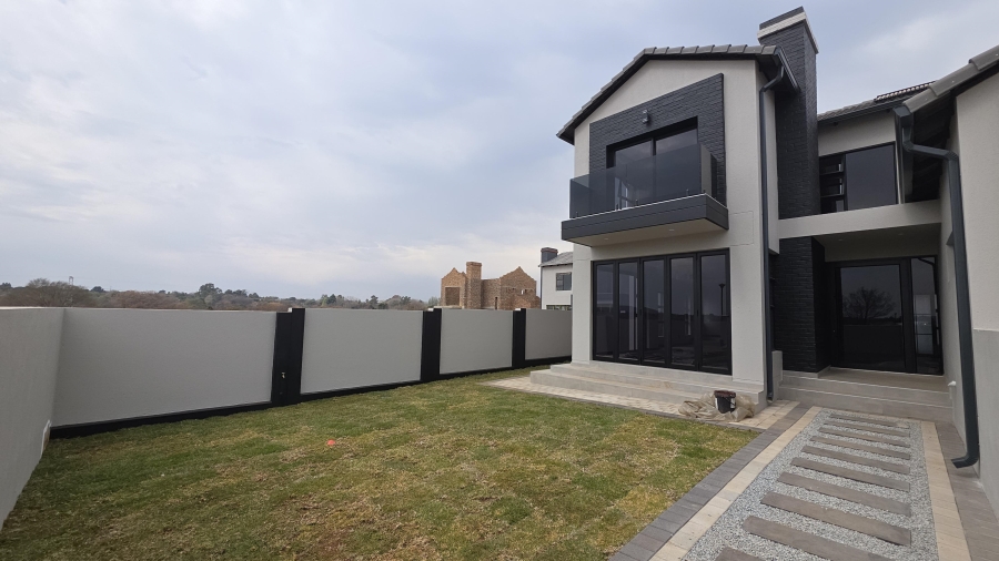 3 Bedroom Property for Sale in Raslouw Gauteng