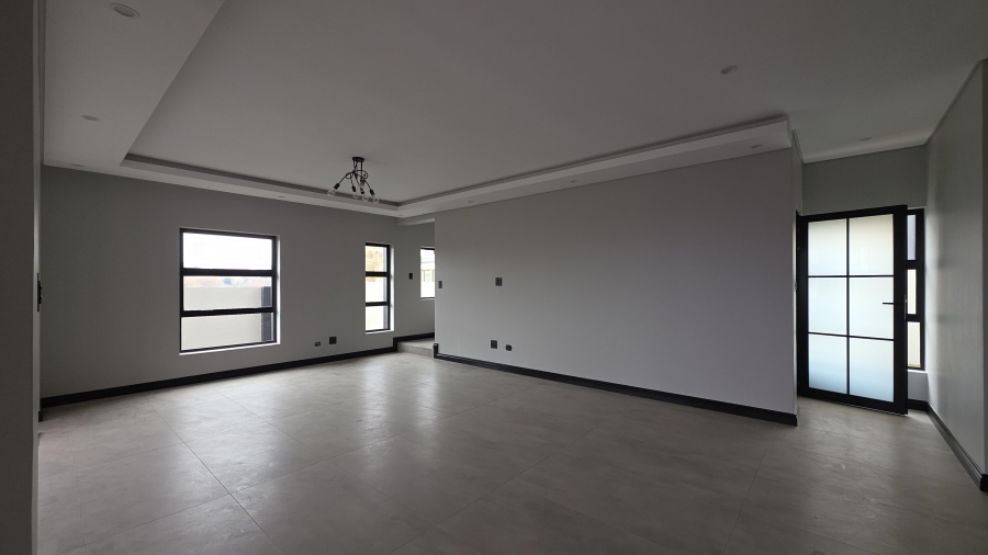 3 Bedroom Property for Sale in Raslouw Gauteng