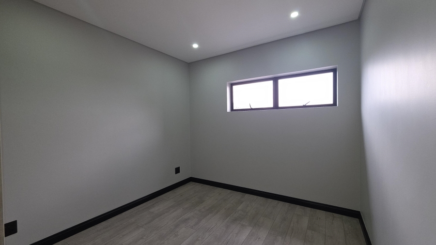 3 Bedroom Property for Sale in Raslouw Gauteng