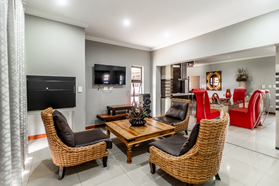 To Let 4 Bedroom Property for Rent in Zambezi Country Estate Gauteng