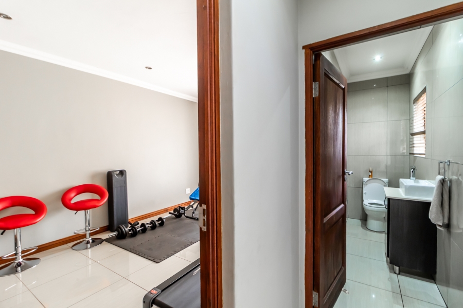 To Let 4 Bedroom Property for Rent in Zambezi Country Estate Gauteng