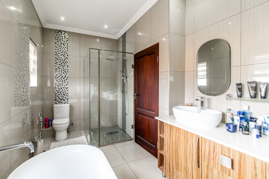 To Let 4 Bedroom Property for Rent in Zambezi Country Estate Gauteng