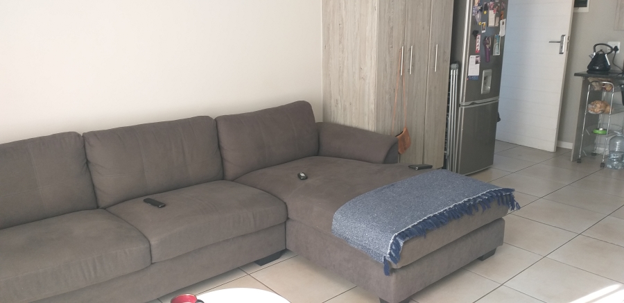 2 Bedroom Property for Sale in Goedeburg Gauteng