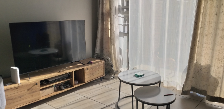 2 Bedroom Property for Sale in Goedeburg Gauteng