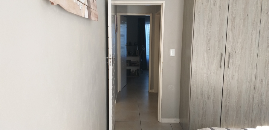 2 Bedroom Property for Sale in Goedeburg Gauteng