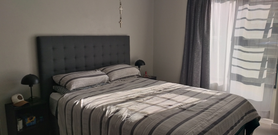 2 Bedroom Property for Sale in Goedeburg Gauteng