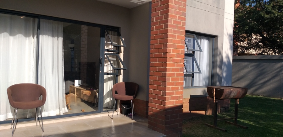 2 Bedroom Property for Sale in Goedeburg Gauteng