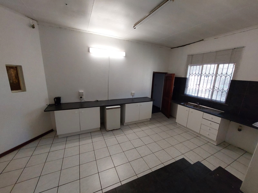 5 Bedroom Property for Sale in Lambton Gauteng