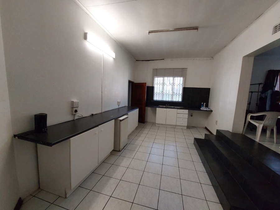 5 Bedroom Property for Sale in Lambton Gauteng