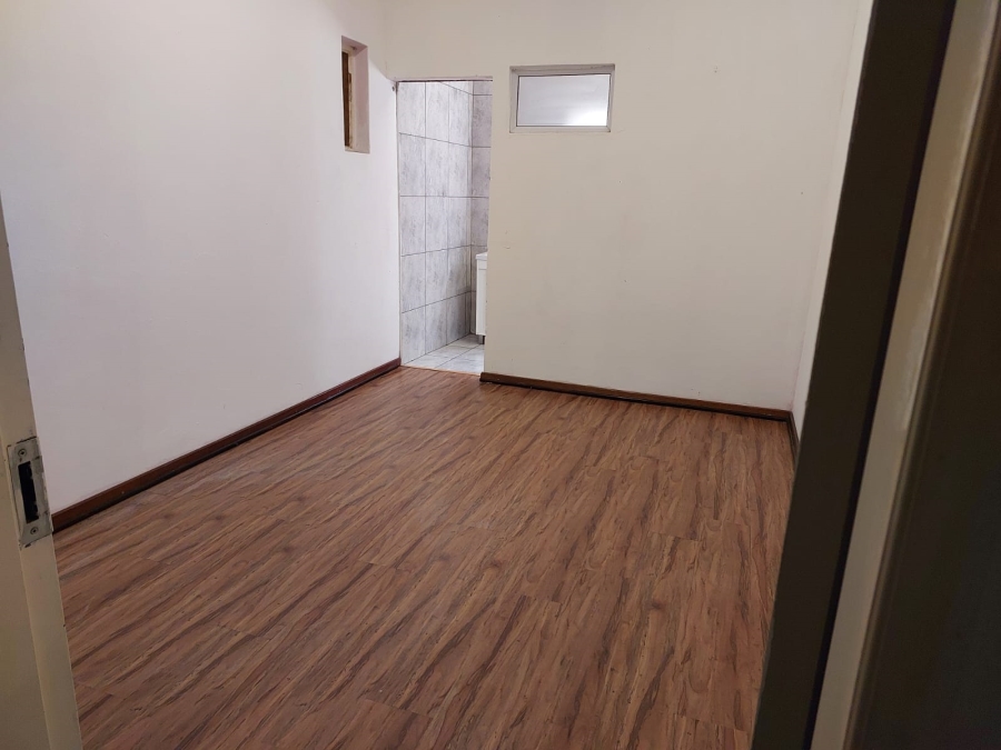 5 Bedroom Property for Sale in Lambton Gauteng