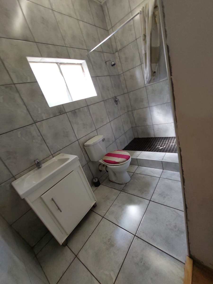5 Bedroom Property for Sale in Lambton Gauteng