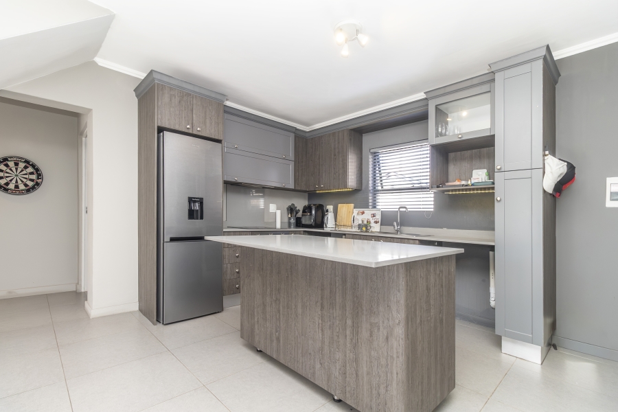 3 Bedroom Property for Sale in Bryanston East Gauteng