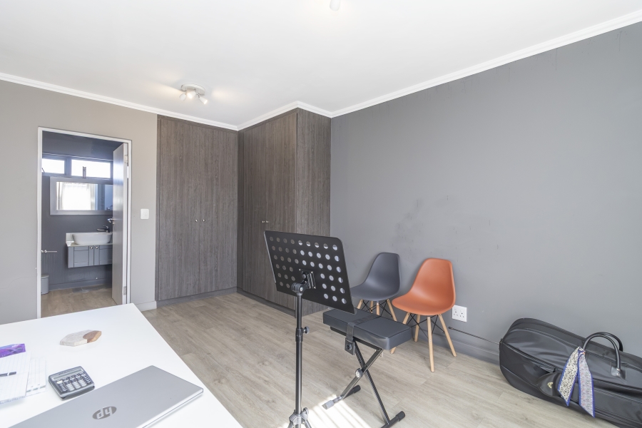 3 Bedroom Property for Sale in Bryanston East Gauteng