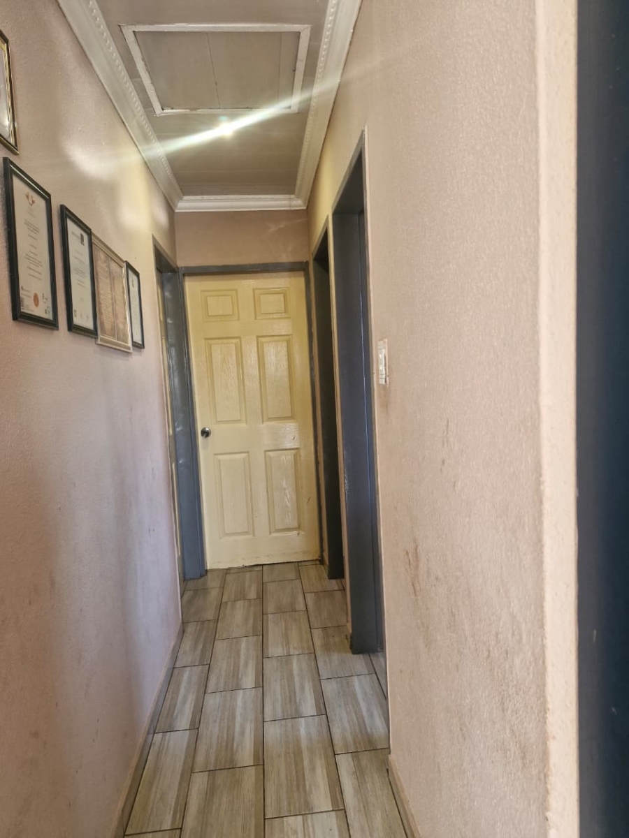 To Let 3 Bedroom Property for Rent in Dawn Park Gauteng