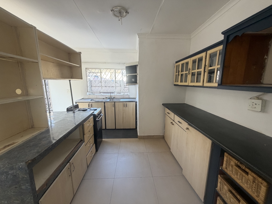 To Let 1 Bedroom Property for Rent in Erasmia Gauteng