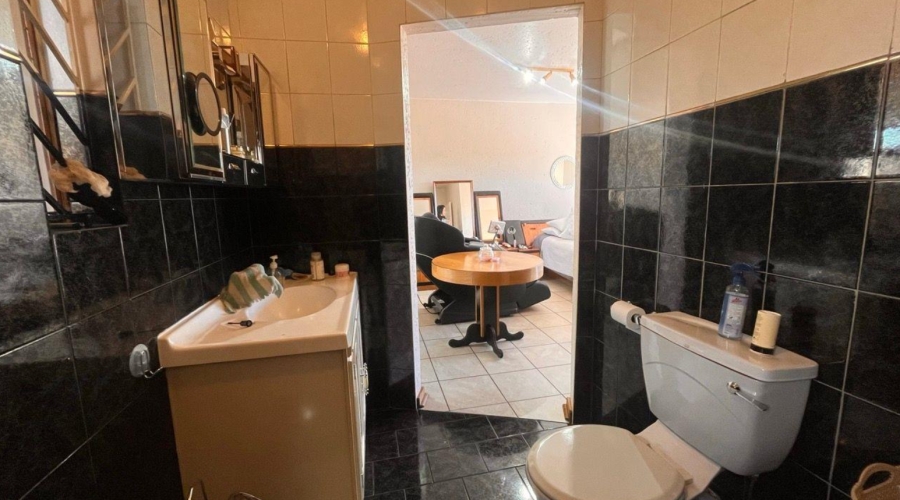 4 Bedroom Property for Sale in Bassonia Gauteng