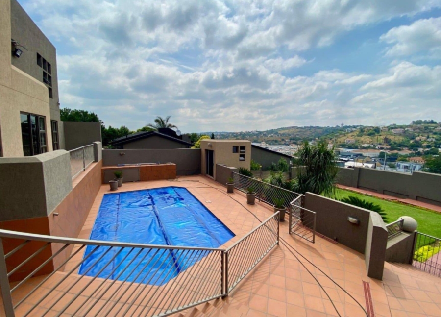 4 Bedroom Property for Sale in Bassonia Gauteng