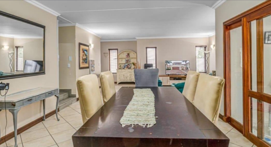 3 Bedroom Property for Sale in Glenvista Gauteng