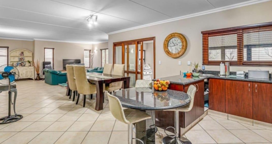 3 Bedroom Property for Sale in Glenvista Gauteng