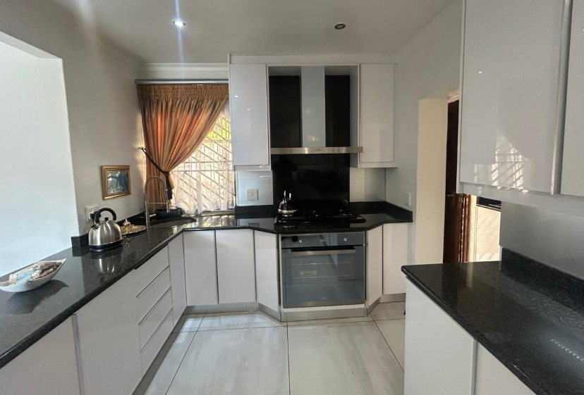 3 Bedroom Property for Sale in Glenvista Gauteng