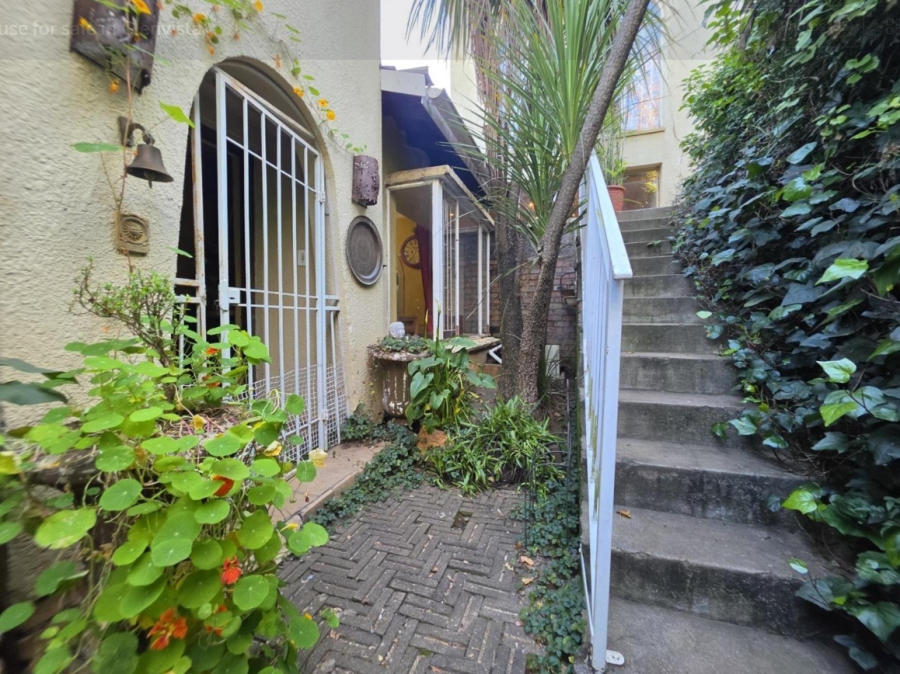 4 Bedroom Property for Sale in Glenvista Gauteng