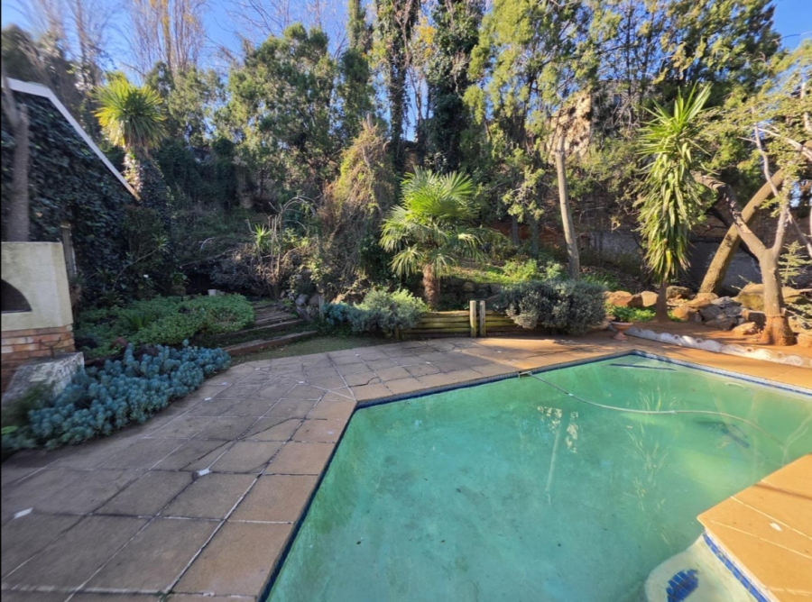 4 Bedroom Property for Sale in Glenvista Gauteng