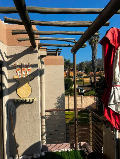 2 Bedroom Property for Sale in Glenvista Gauteng
