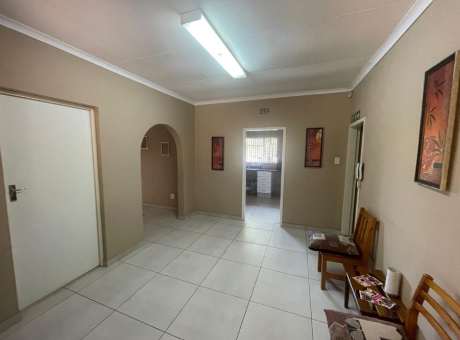4 Bedroom Property for Sale in Glenvista Gauteng