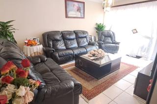 3 Bedroom Property for Sale in Brackendowns Gauteng