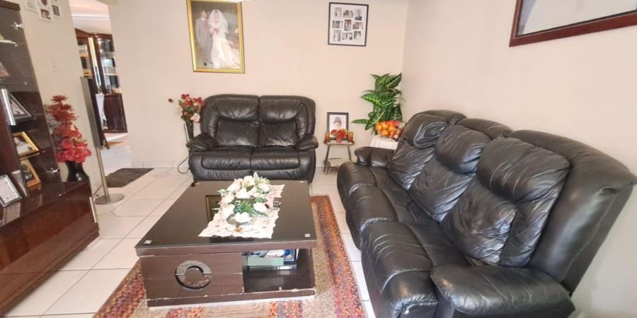 3 Bedroom Property for Sale in Brackendowns Gauteng