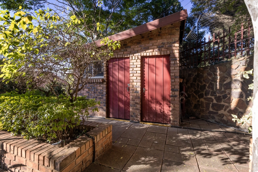 4 Bedroom Property for Sale in Waterkloof Park Gauteng