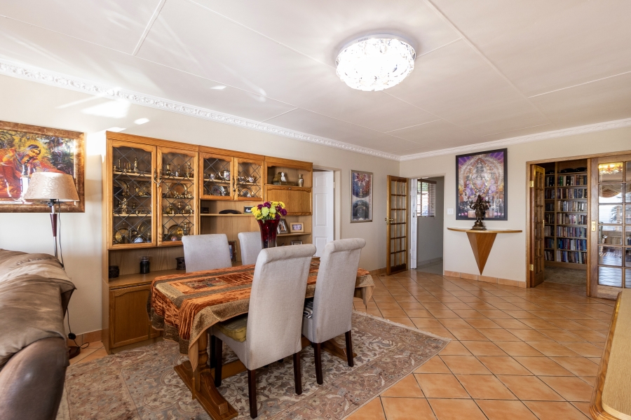 4 Bedroom Property for Sale in Waterkloof Park Gauteng