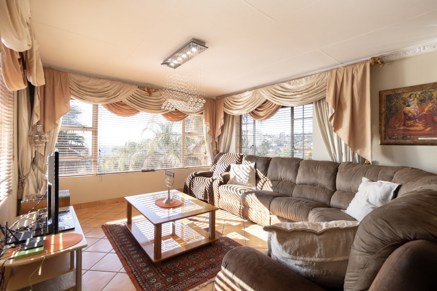 4 Bedroom Property for Sale in Waterkloof Park Gauteng