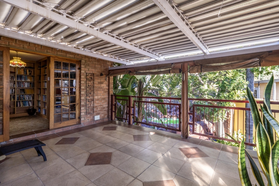 4 Bedroom Property for Sale in Waterkloof Park Gauteng
