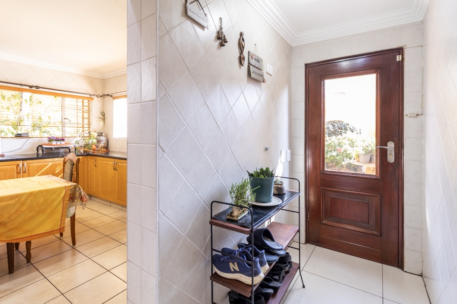 4 Bedroom Property for Sale in Waterkloof Park Gauteng