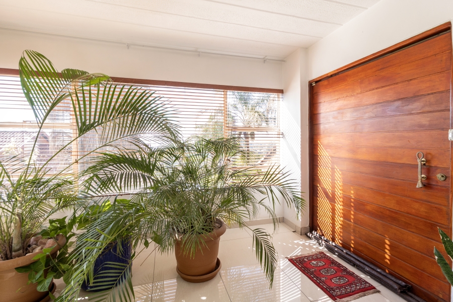 4 Bedroom Property for Sale in Waterkloof Park Gauteng