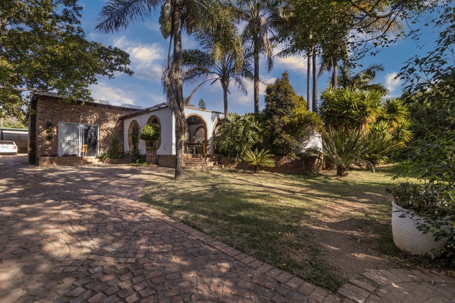 3 Bedroom Property for Sale in Garsfontein Gauteng