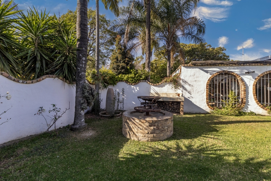 3 Bedroom Property for Sale in Garsfontein Gauteng