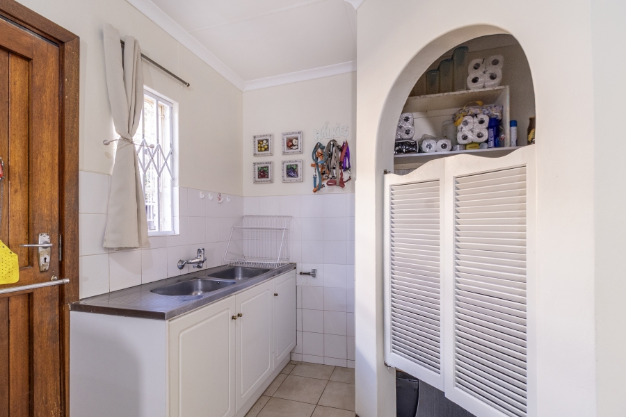 3 Bedroom Property for Sale in Garsfontein Gauteng