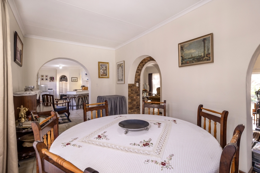 3 Bedroom Property for Sale in Garsfontein Gauteng
