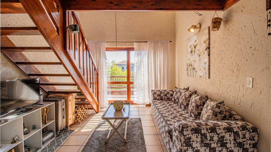 2 Bedroom Property for Sale in Magaliessig Gauteng