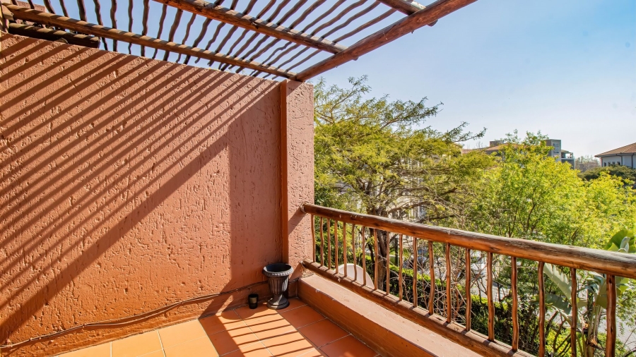 2 Bedroom Property for Sale in Magaliessig Gauteng