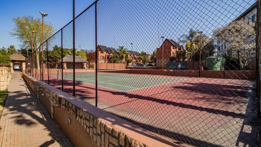 2 Bedroom Property for Sale in Magaliessig Gauteng