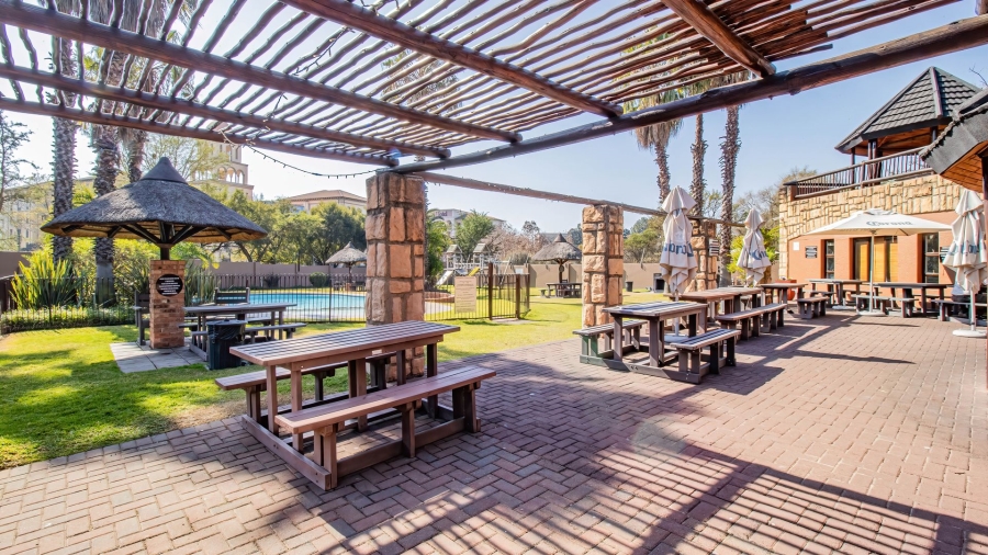 2 Bedroom Property for Sale in Magaliessig Gauteng