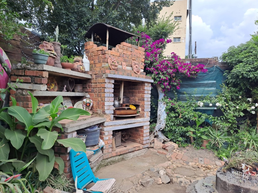 4 Bedroom Property for Sale in Rosettenville Gauteng