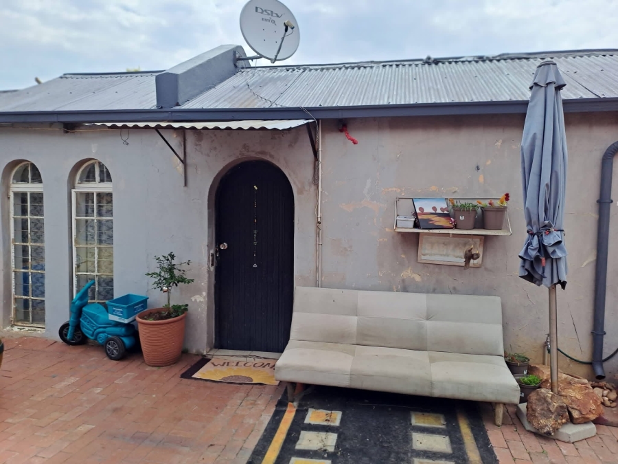 4 Bedroom Property for Sale in Rosettenville Gauteng