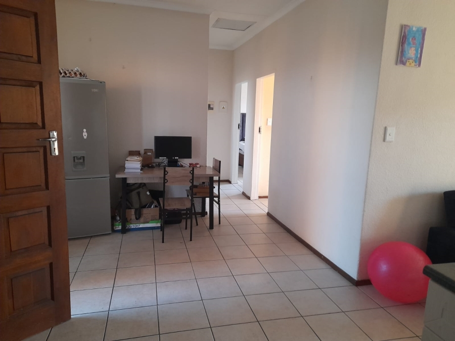 To Let 2 Bedroom Property for Rent in Halfway Gardens Gauteng